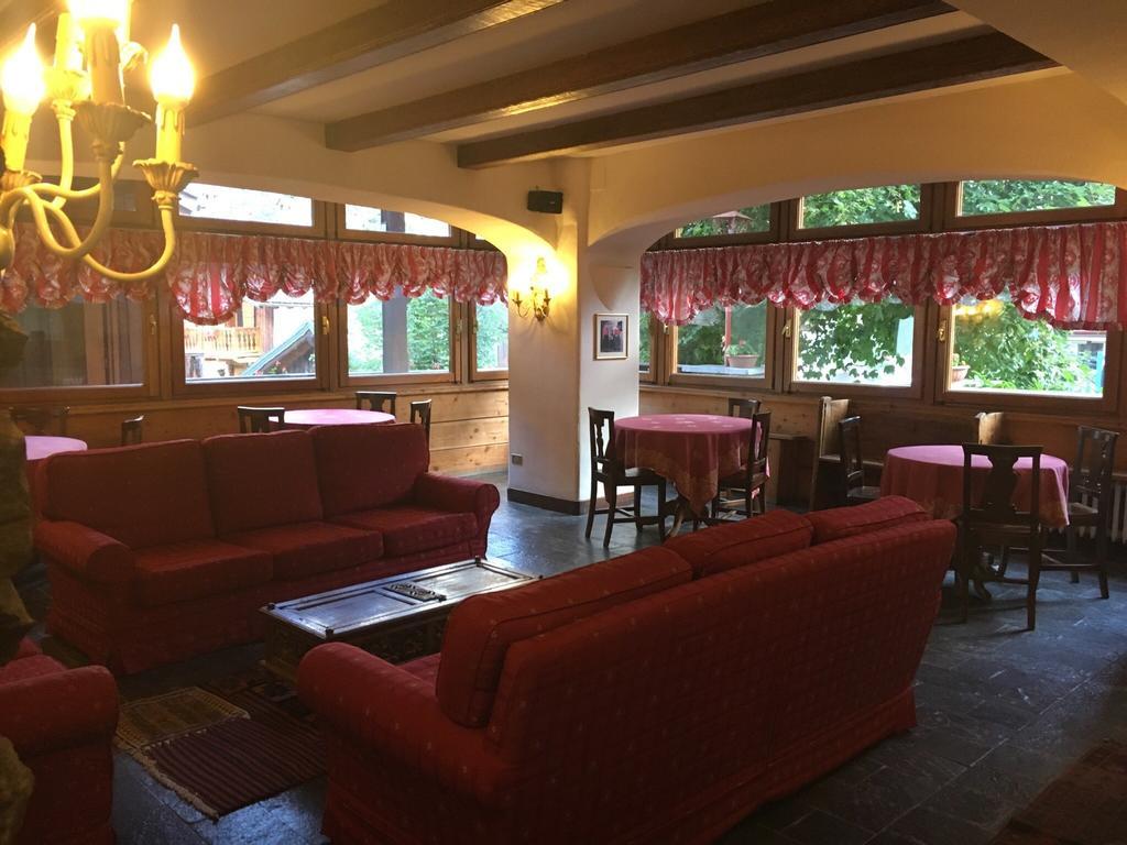Hotel Cristallo Courmayeur Dış mekan fotoğraf